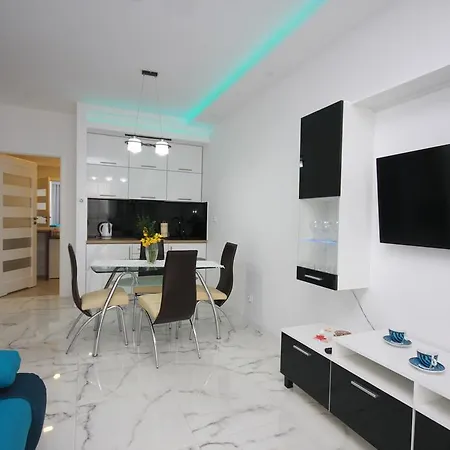 Marina House Gizycko Apartment Exterior photo