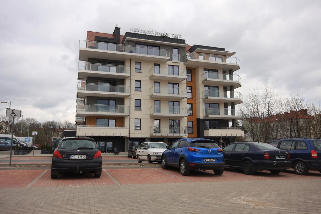 Marina House *